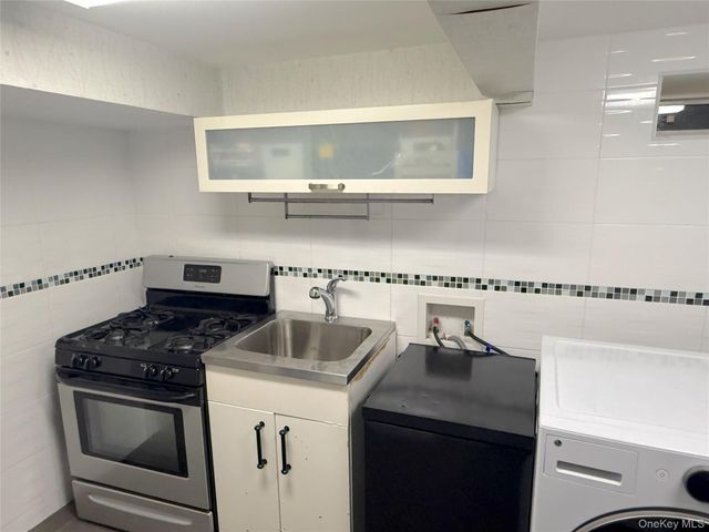 1930 Homecrest Avenue, Brooklyn, NY 11229