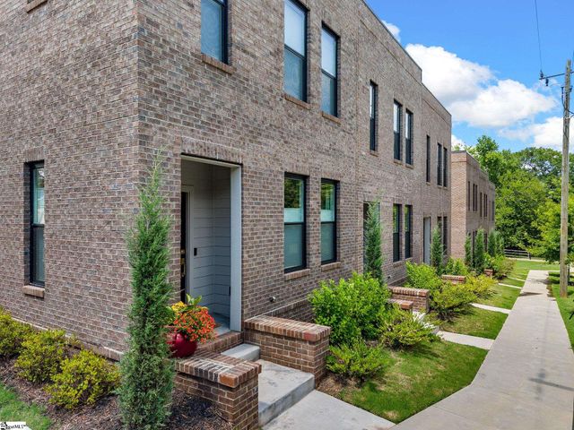 296 College Street, Spartanburg, SC 29303