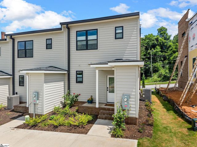 296 College Street, Spartanburg, SC 29303