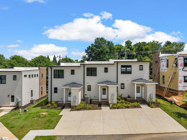 296 College Street, Spartanburg, SC 29303
