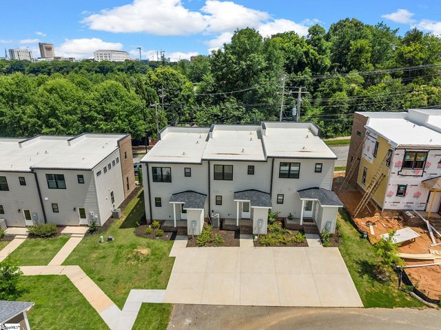 296 College Street, Spartanburg, SC 29303