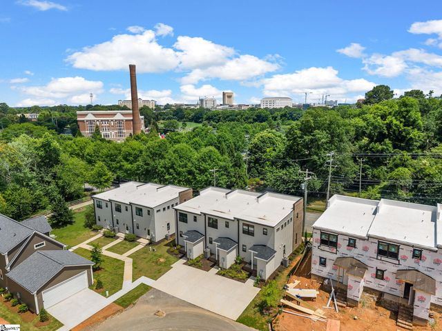 296 College Street, Spartanburg, SC 29303