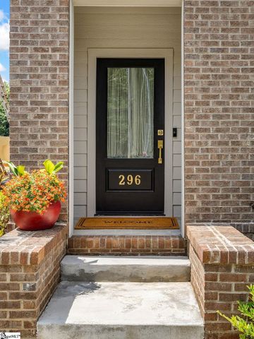 296 College Street, Spartanburg, SC 29303