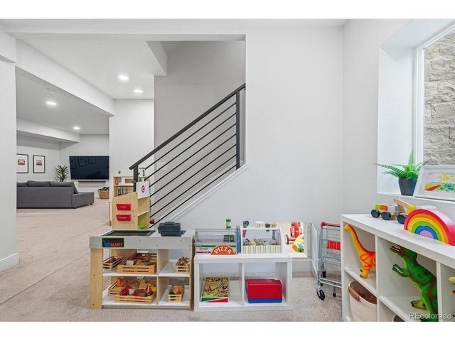 5859 Zuni Ct, Denver, CO 80221