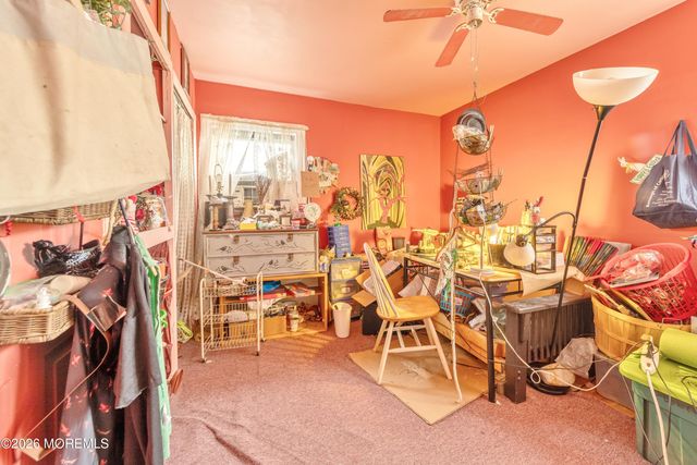 33 Menlo Avenue, Metuchen, NJ 08840