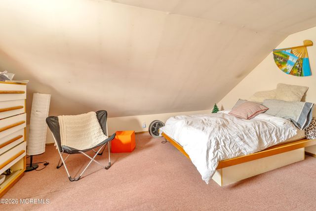 33 Menlo Avenue, Metuchen, NJ 08840