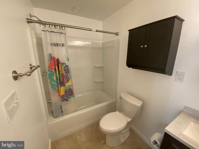 3565 EAGLE RIDGE DR, Woodbridge, VA 22191