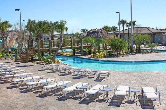 448 OCEAN COURSE AVENUE, Davenport, FL 33896