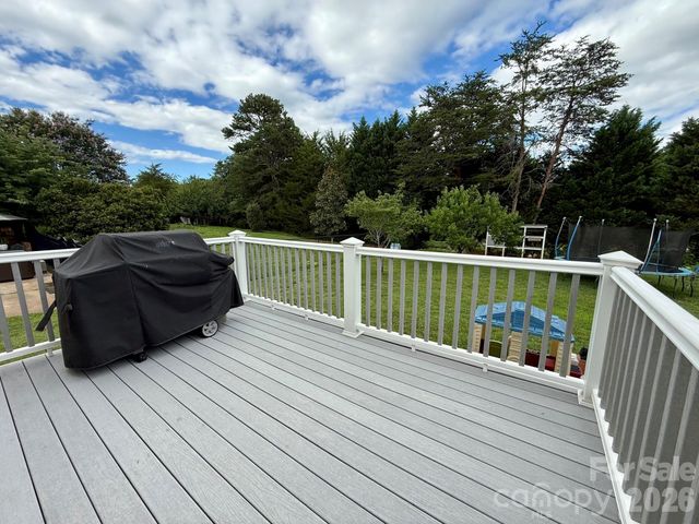 5360 Stonegate Farm Drive, Granite Falls, NC 28630