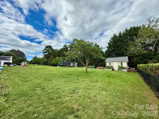 5360 Stonegate Farm Drive, Granite Falls, NC 28630