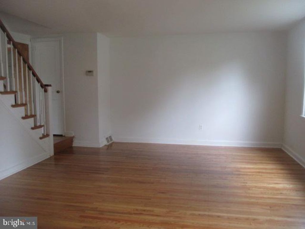 207 INDIAN ROCK DR, SPRINGFIELD, PA 19064 — photo 2