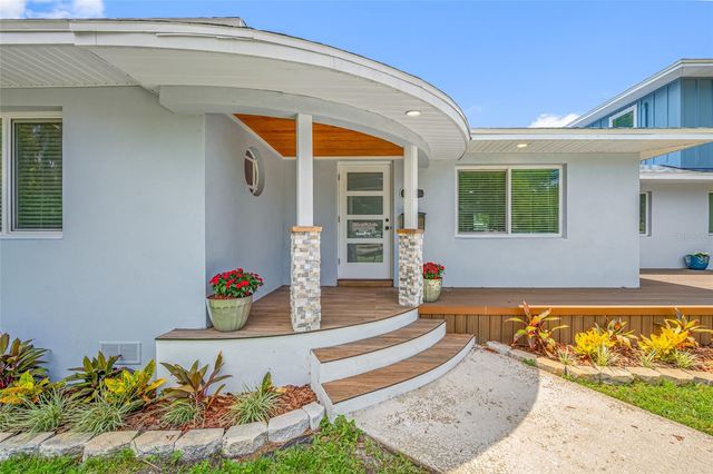 380 VILLAGRANDE AVENUE S, St Petersburg, FL 33707