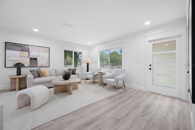 380 VILLAGRANDE AVENUE S, St Petersburg, FL 33707