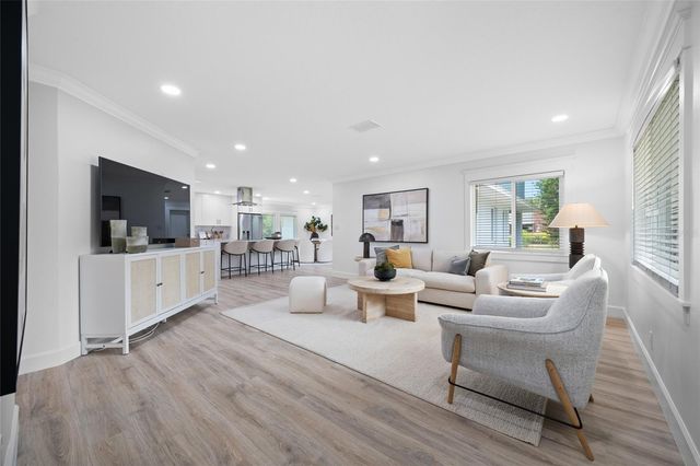 380 VILLAGRANDE AVENUE S, St Petersburg, FL 33707