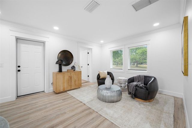 380 VILLAGRANDE AVENUE S, St Petersburg, FL 33707