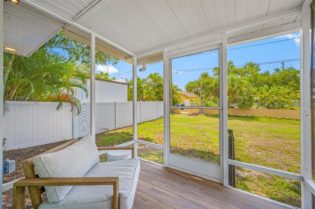380 VILLAGRANDE AVENUE S, St Petersburg, FL 33707