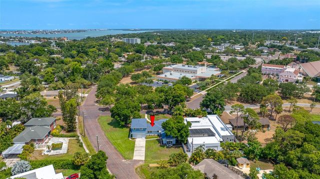 380 VILLAGRANDE AVENUE S, St Petersburg, FL 33707