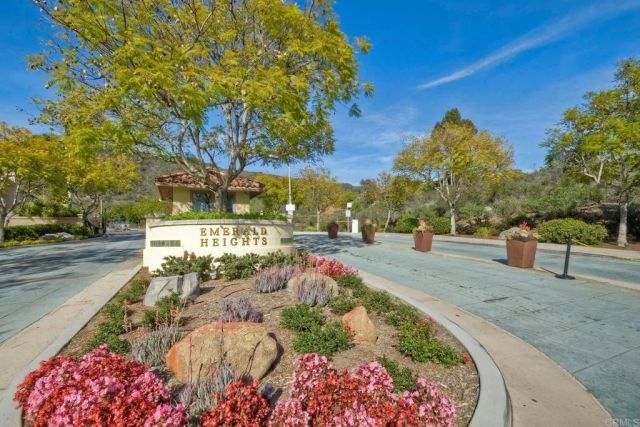 2183 CREST VIEW GLEN North, Escondido, CA 92026