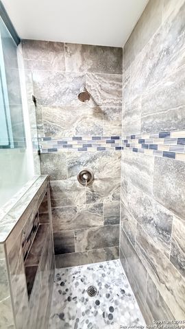 3430 W Salinas, San Antonio, TX 78207