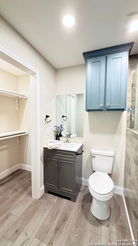 3430 W Salinas, San Antonio, TX 78207