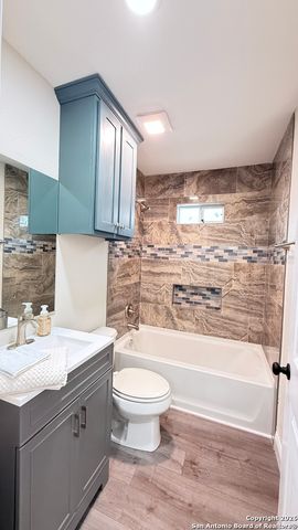 3430 W Salinas, San Antonio, TX 78207