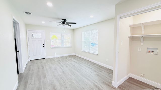 3430 W Salinas, San Antonio, TX 78207