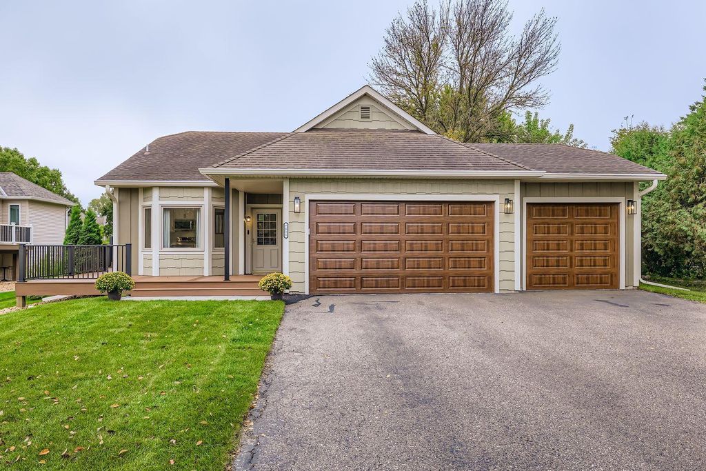 7611 Hilo Lane N, Forest Lake, MN 55025