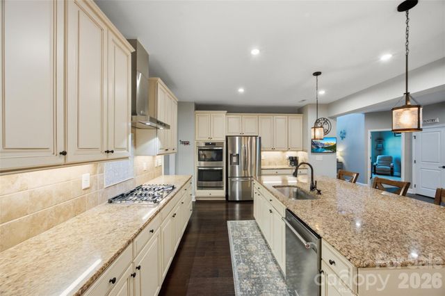 1009 Brookmeade Drive, Waxhaw, NC 28173