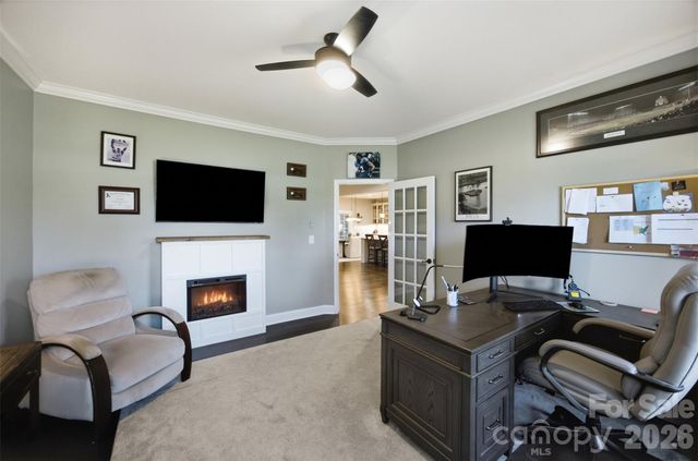1009 Brookmeade Drive, Waxhaw, NC 28173