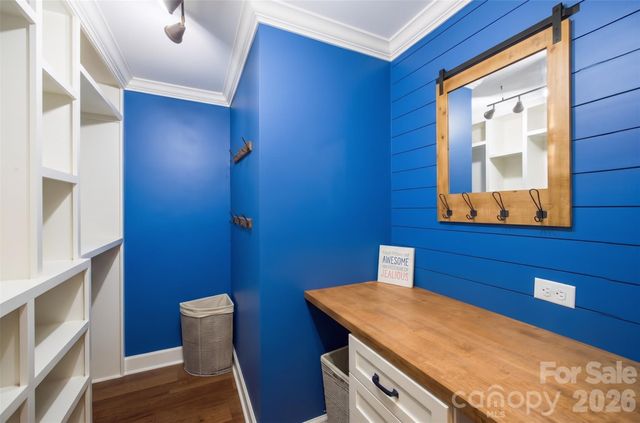 1009 Brookmeade Drive, Waxhaw, NC 28173