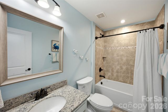 1009 Brookmeade Drive, Waxhaw, NC 28173