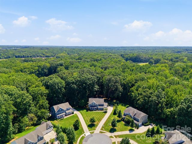1009 Brookmeade Drive, Waxhaw, NC 28173