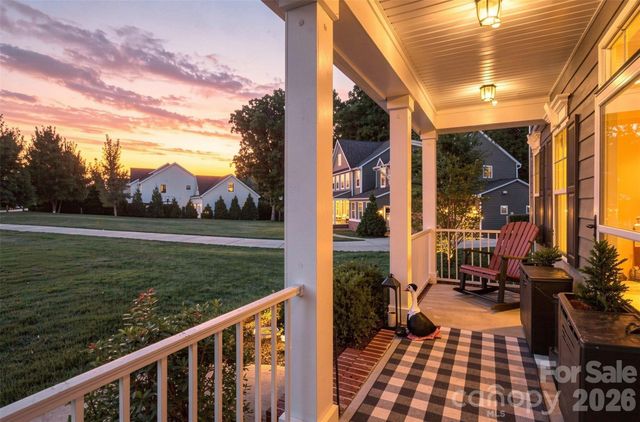 1009 Brookmeade Drive, Waxhaw, NC 28173