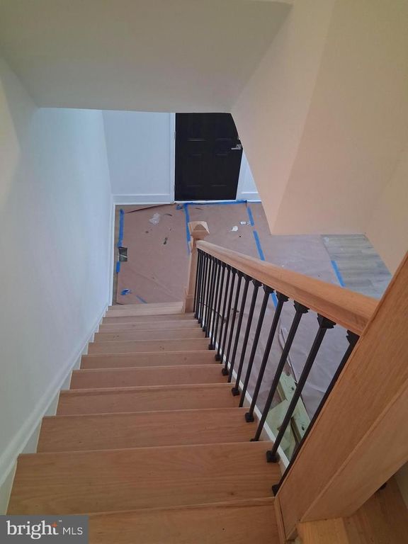 Image 25 of property listing at 2926 OAKLEY AVE, Baltimore, MD 21215