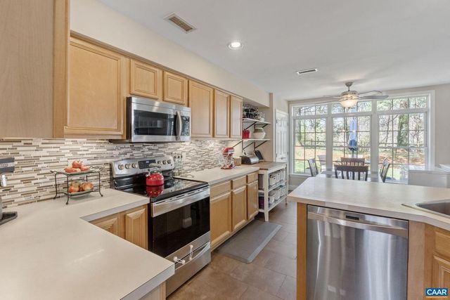 1095 AUTUMN HILL CT, Crozet, VA 22932