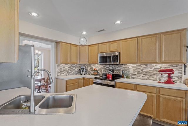 1095 AUTUMN HILL CT, Crozet, VA 22932