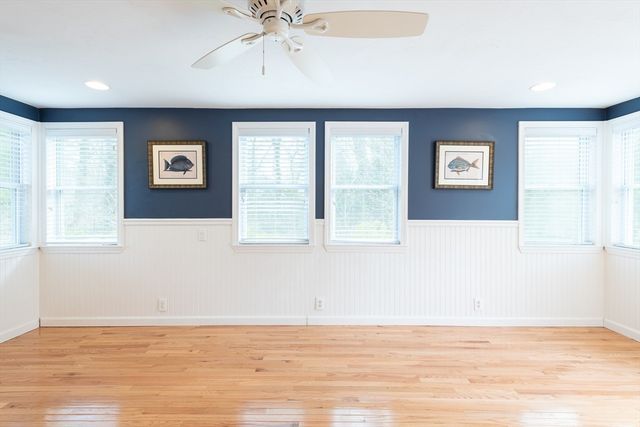12 Quail Hollow Circle, Sandwich, MA 02563