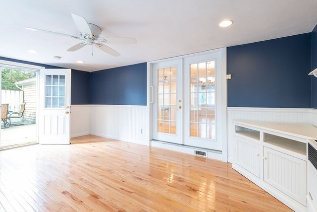 12 Quail Hollow Circle, Sandwich, MA 02563