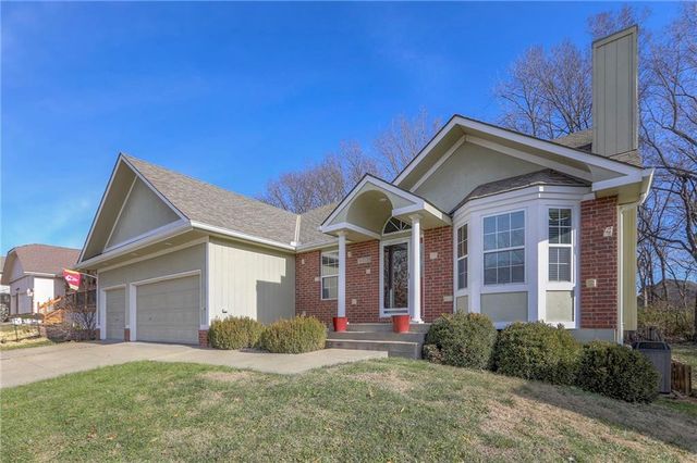 3413 S Arrowhead Court, Independence, MO 64057
