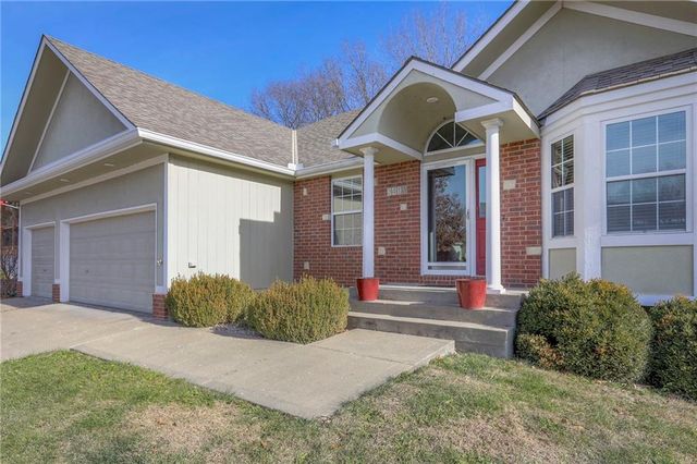 3413 S Arrowhead Court, Independence, MO 64057