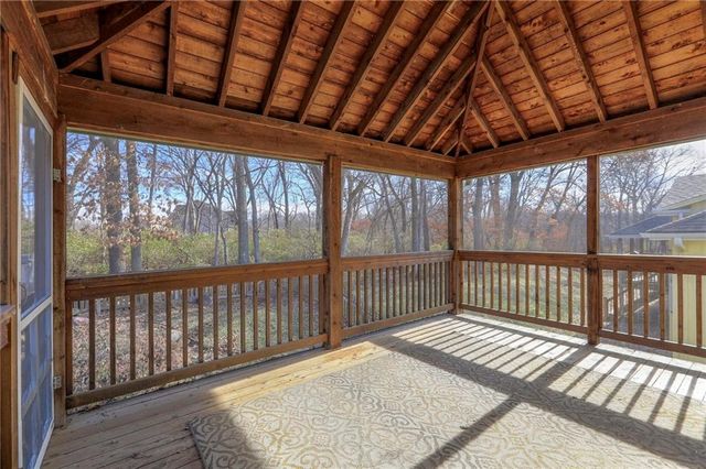 3413 S Arrowhead Court, Independence, MO 64057