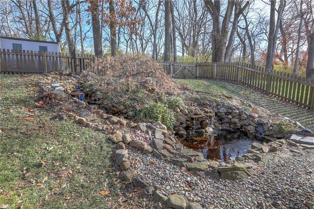 3413 S Arrowhead Court, Independence, MO 64057