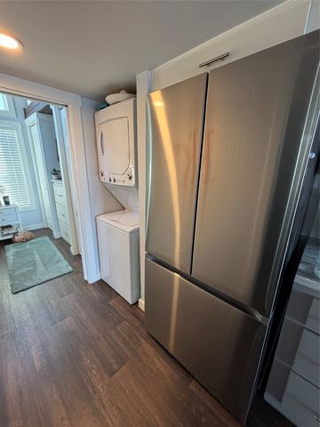 817 Brazos Harbor Circle, Granbury, TX 76048