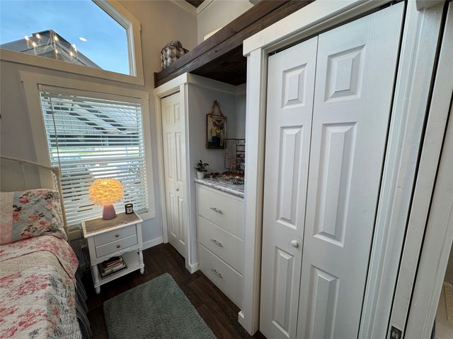 817 Brazos Harbor Circle, Granbury, TX 76048