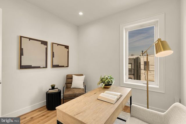 1304 EMERALD ST NE, Washington, DC 20002