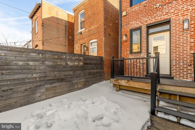 1304 EMERALD ST NE, Washington, DC 20002