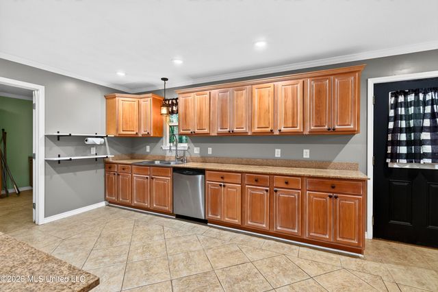 5068 Menge Avenue, Pass Christian, MS 39571