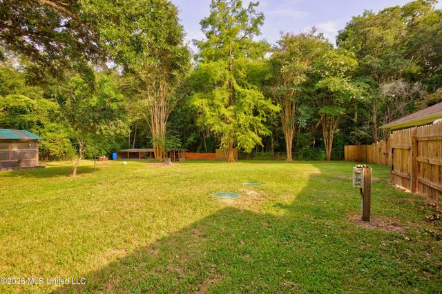5068 Menge Avenue, Pass Christian, MS 39571