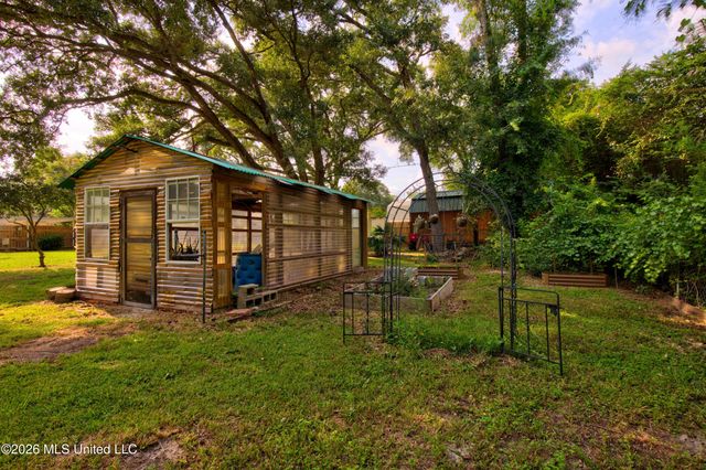 5068 Menge Avenue, Pass Christian, MS 39571