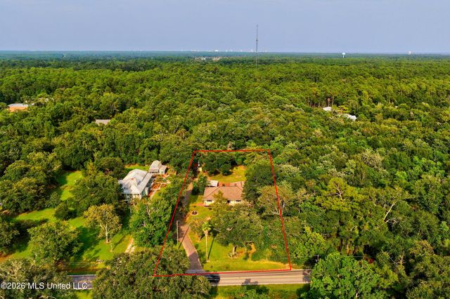 5068 Menge Avenue, Pass Christian, MS 39571